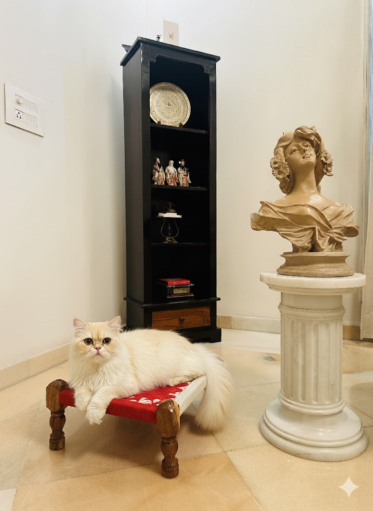 Miniature Wooden Dori knitted Pet Bedding